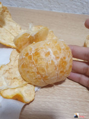 Trái khô queo. K có nước luôn. :(. 