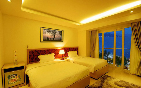 Green Ruby Hotel - Cửu Long