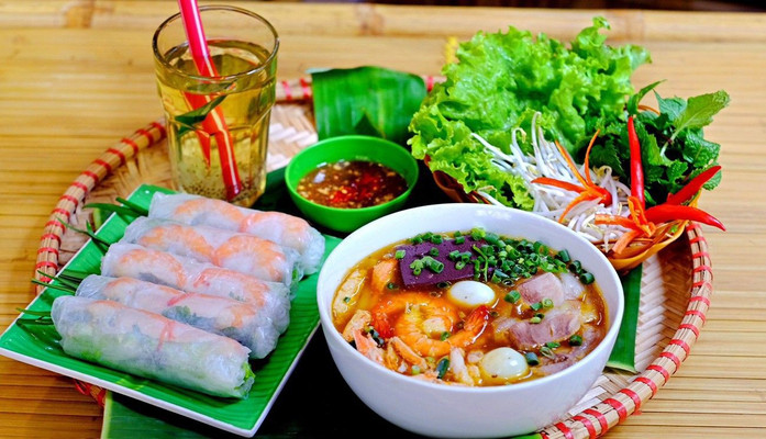 Bánh Canh Ghẹ Út Còi - Nguyễn Thị Định