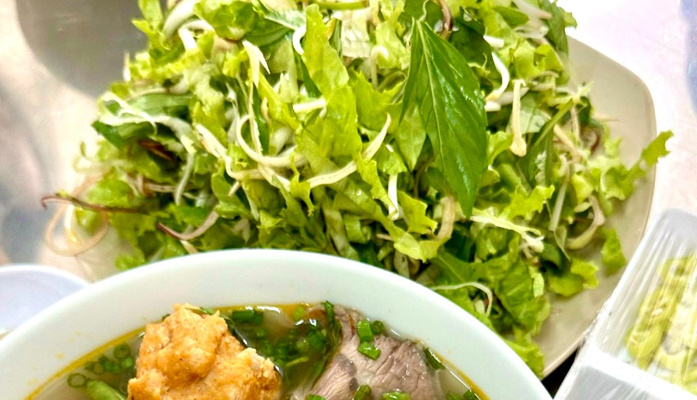 Bún Bò Huế O Hạnh - Bánh Mì Que, Hamburger Và Mì Ý - Cao Thắng