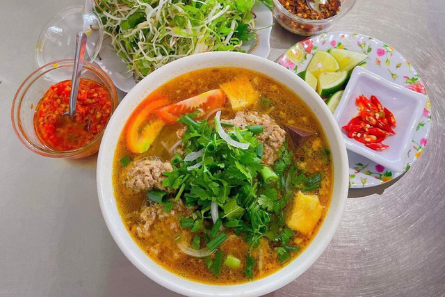 Bún Chìa Buôn Mê Thuột - Lê Hồng Phong