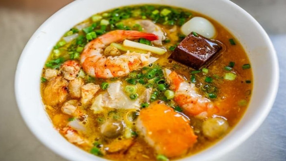 Bánh Canh Phố Biển 79 - Hoàng Tích Trí