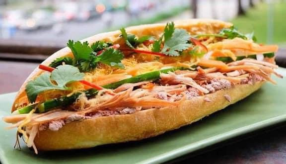 Bánh Mì Pate Cột Đèn - 9 Phương Mai