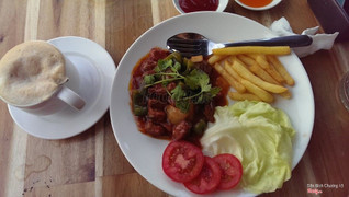 cafe trứng - bò lúc lắc