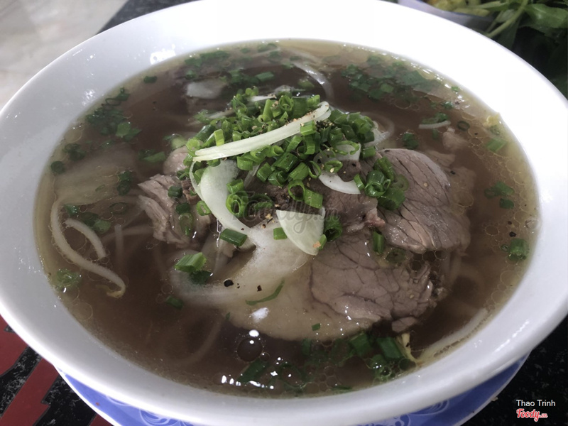 Phở nạm gầu