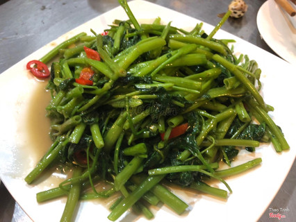 Rau muống xào tỏi