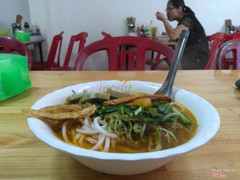 Tô bún bò Huế