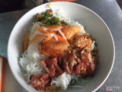 bún thịt nứơng
