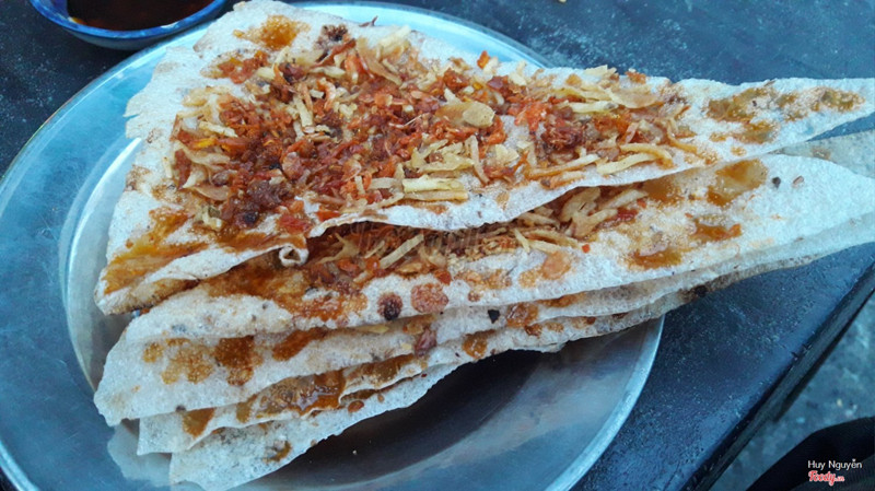 bánh tráng rải bò khô