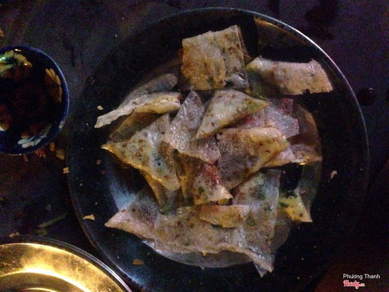 Bánh tráng cuộn trứng