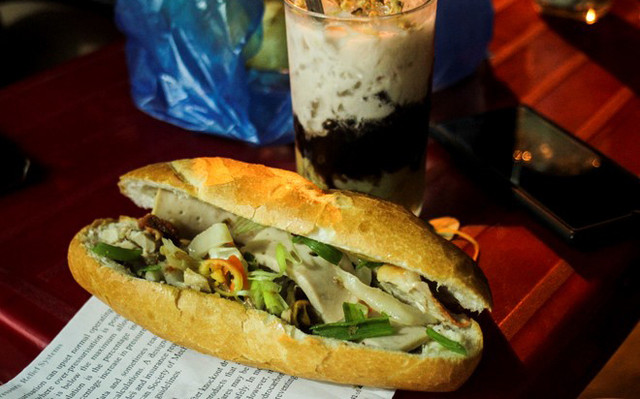 Ngọc Linh - Bánh Mì