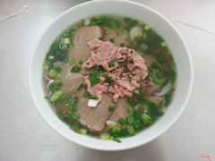 Phở tái chín