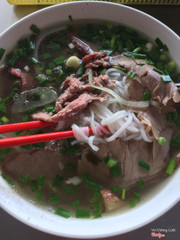 Phở tái nạm 40k