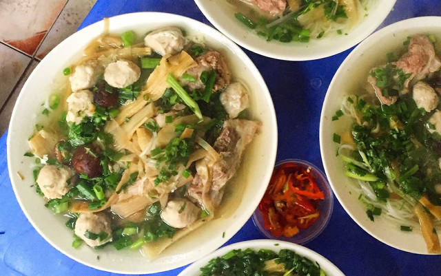 Bún Bò Mọc