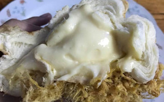 Tất tần tật tọa độ xuất hiện Bánh Mì Chà Bông Phô Mai
