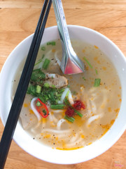 Bánh canh chả cá 28k