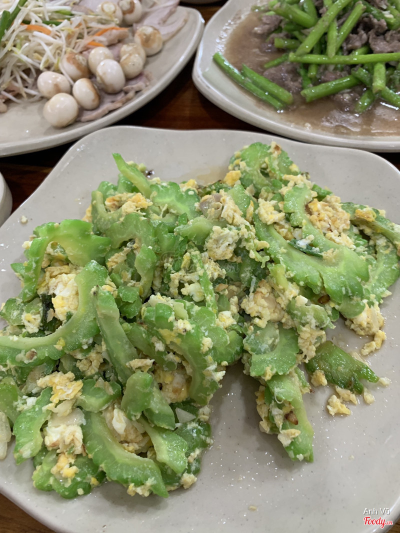 Khổ qua xào trứng