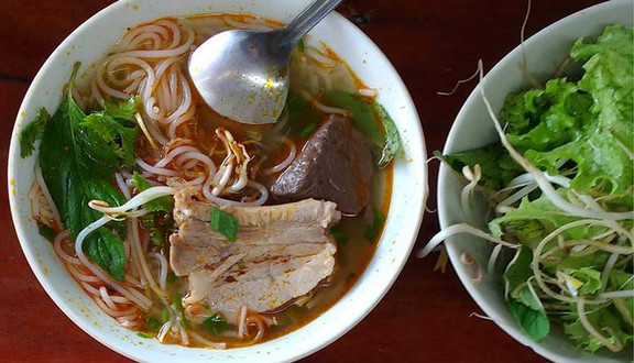 Long Thúy Huế - Bún Huế & Bánh Mướt