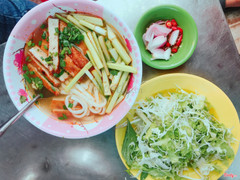 Bánh canh chả cá 20k