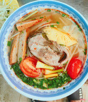 Bún cá ngừ chả cá 30k