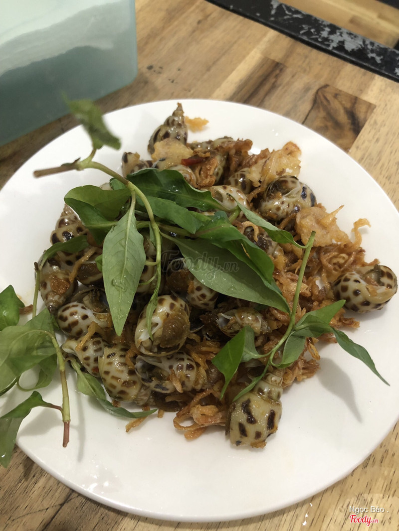 Ốc hương cháy tỏi 40k