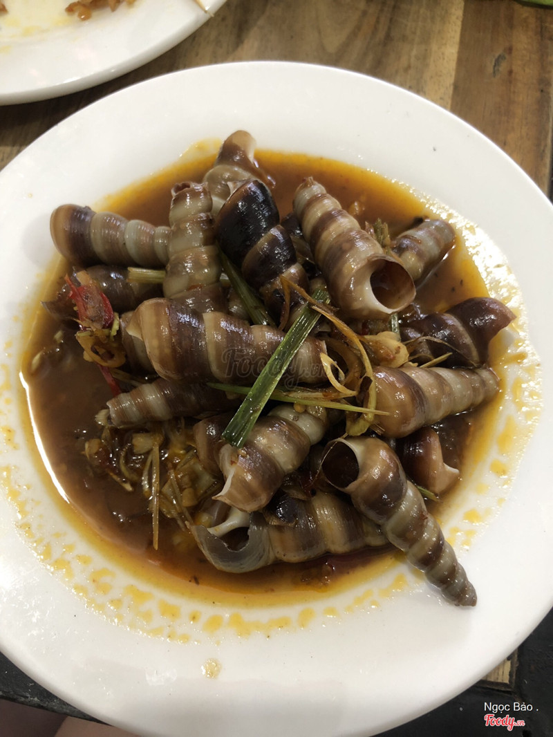 Ốc đinh xào sả ớt 20k