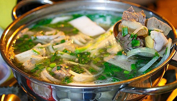 Lẩu Bò & Lẩu Gà Vàng - Nguyễn Đệ