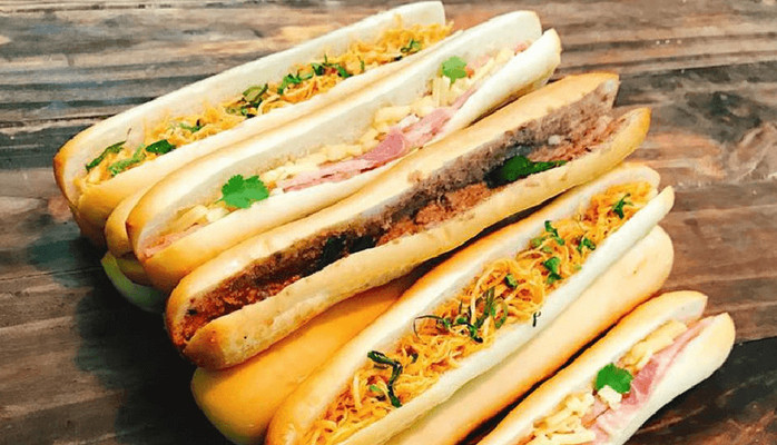 Bánh Mì Que Đà Nẵng - Đặng Thùy Trâm