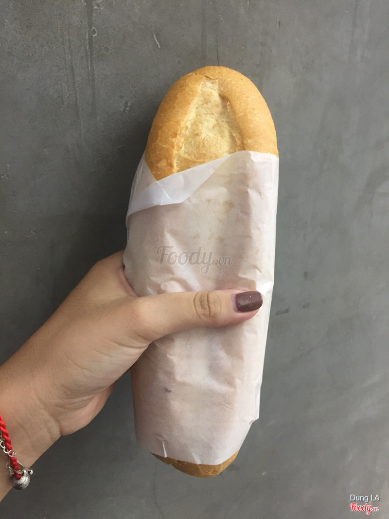 Bánh mì pate xá xíu