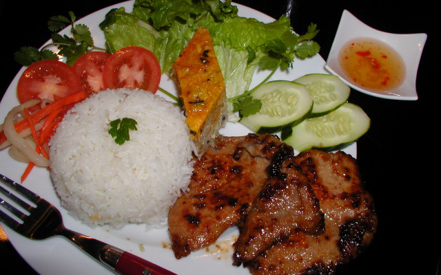 Quán Cơm Tấm - 3 Tháng 2
