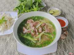 Phở b&#242; t&#225;i