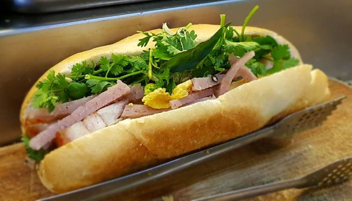 Bánh Mì Vân Anh - 35 Nguyễn Văn Lạc