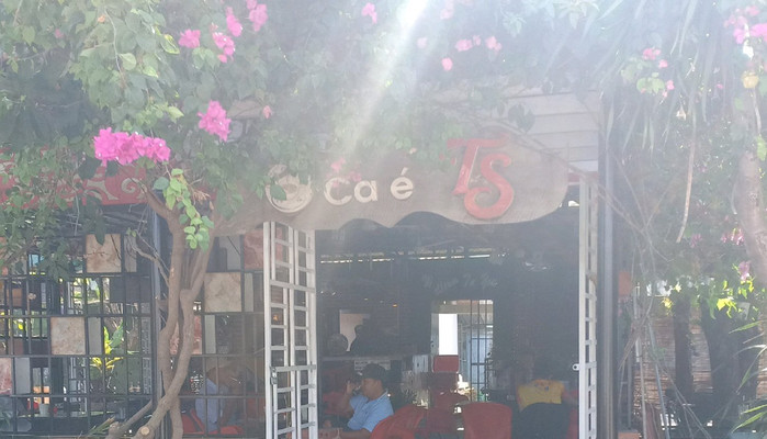 Cafe TS - Coffee - Đối diện UBND Nhơn Phúc