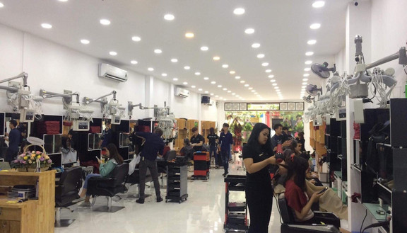 Salon Bắc Trần Tiến