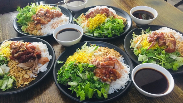 Bếp Nhà Ta Plus - Mỳ Ý & Salad - P. Nghĩa Tân