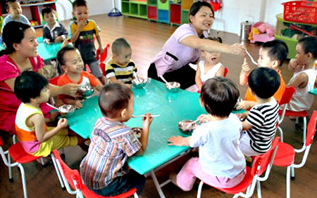 Mầm Non Bầu Trời Xanh - Định Công