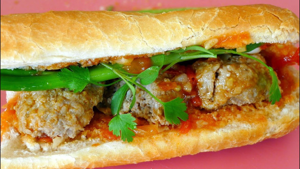 Bánh Mì 7.7 - Bánh Mì Xíu Mại - Lý Thường Kiệt