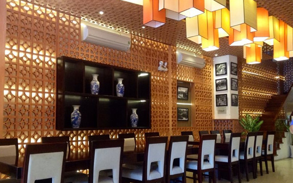 Nhà Huế Restaurant