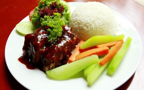 Hùng Tuyến - Cơm Bình Dân