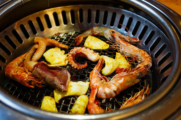 Hana BBQ & Hot Pot Buffet - Phan Văn Trị