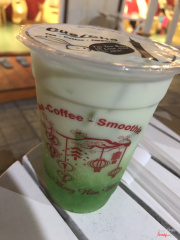 Trà xanh dưa lưới latte