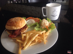 Oh.my.goodness! Grilled chicken club! Yum!