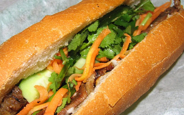 Bánh Mì Tám Tăng