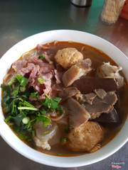 Bún bò