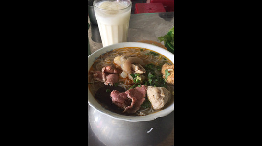 Bún Bò Bà Tuyết