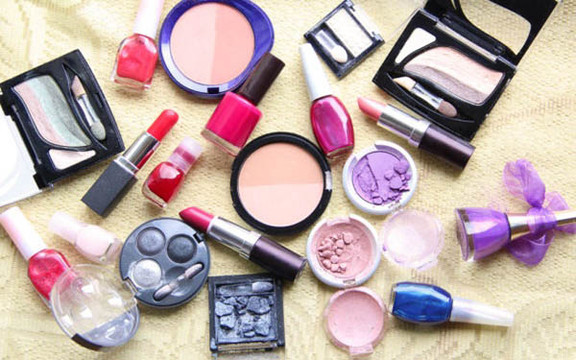 Thanh Thảo - Mĩ Phẩm