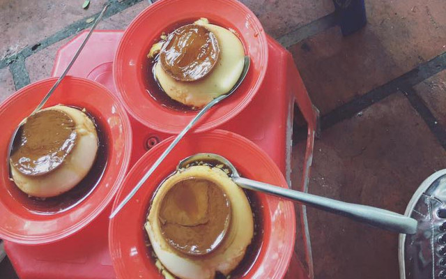 Sữa Chua, Chè & Caramen