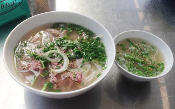 Nam Quang - Phở Bắc & Cơm Tấm