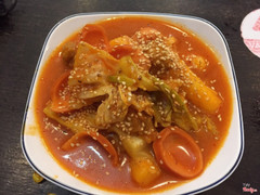 Tokbokki thêm chả xúc xích