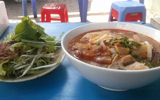 Bún Bò Huế Đinh Bộ Lĩnh